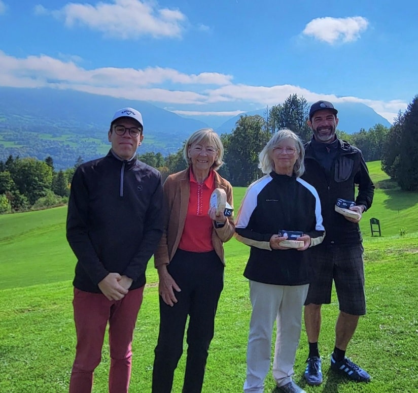 Quels sont les bénéfices de jouer au golf pour les seniors ? competition de golf annecy 1