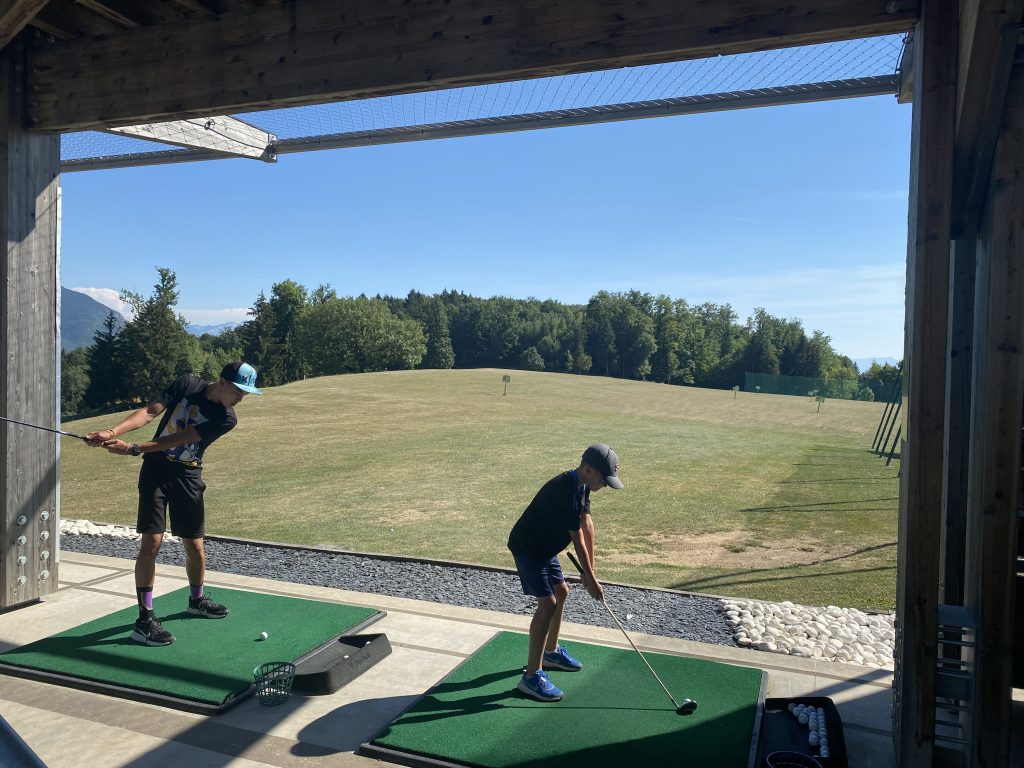 Ecole de golf au golf du Belvedere