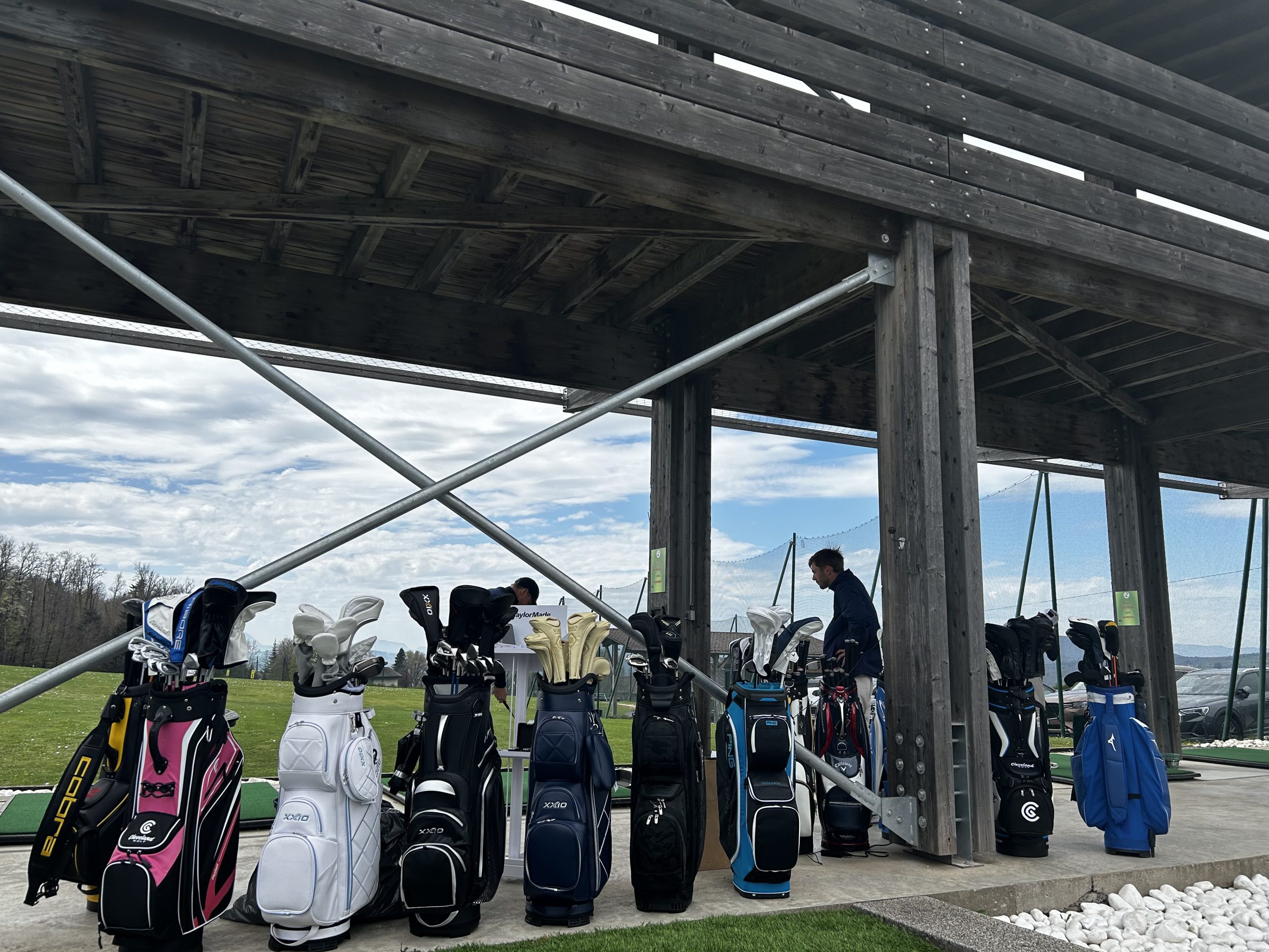 Fitting au golf : Le guide complet pour choisir des clubs adaptés